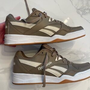 Men’s Reebok Shoes - Size 11.5